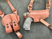 Picture of LEFT HAND TAN LEATHER HORIZONTAL SHOULDER HOLSTER FOR BERETTA F92