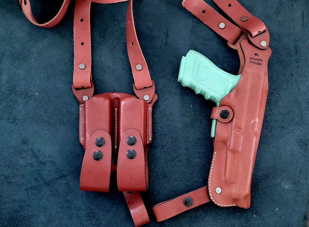 Picture of ARMADILLO HOLSTERS VERTICAL SHOULDER HOLSTER FOR GLOCK 34/35 MODELS